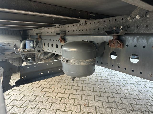 Flaklastbil med kapell MERCEDES-BENZ Atego 1530 / LBW