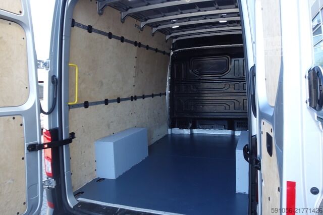 Skåpbil Volkswagen Crafter 35 KASTEN L2H2 STDHZG/LED/KAM/AHK/NAVI