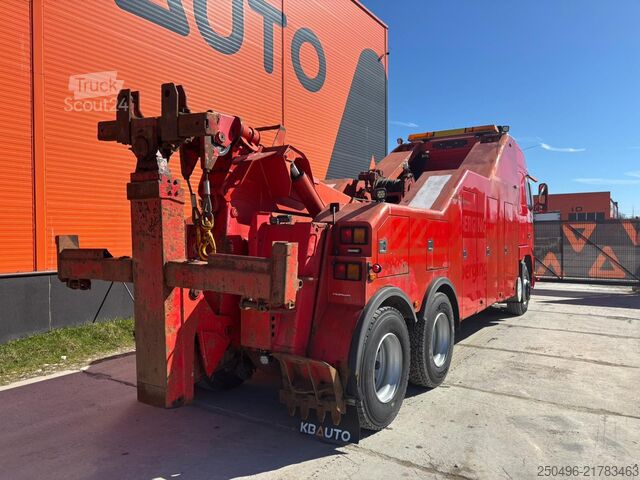 Hinausauto Volvo FH 16 520 6x2 VULCAN V70 / 2x WINCH 20 + 20 ton