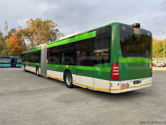 Autobús articulado Mercedes-Benz O 530