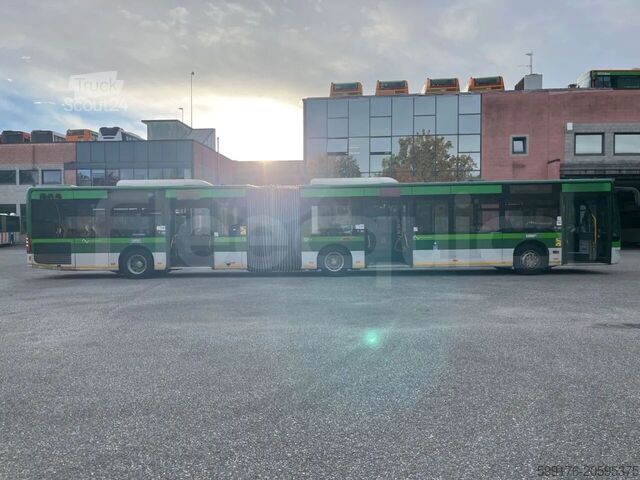 Autobús articulado Mercedes-Benz O 530