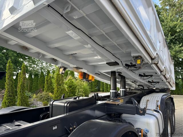 Kipper Mercedes-Benz AROCS 4145 8x8 EURO6 WYWROTKA TRÓJSTRONNA Z BOR...