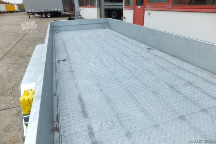 Rimorchio a pianale ribassato Möslein TT 11-E6x2  Tieflader für Fräsen breiten Rampen, Neu