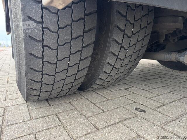 Koel-vriestransport DAF CF65-300 Thermo-King (- 25 C ) 'D Hollandia Tai...