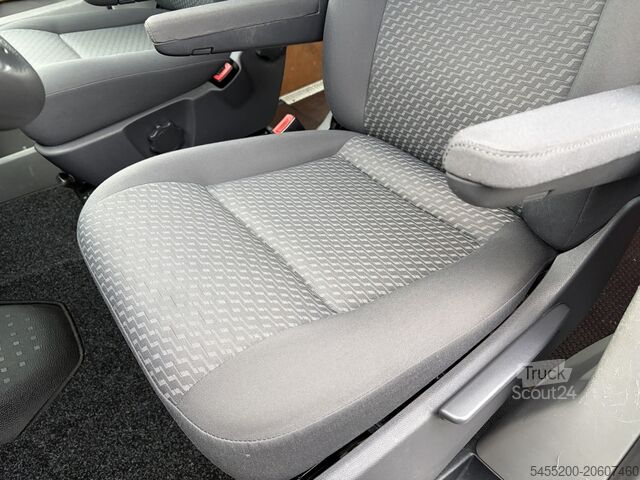 Bus de passagers Volkswagen Transporter Kombi 2.0 TDI DSG Automaat L1H1 BTW...