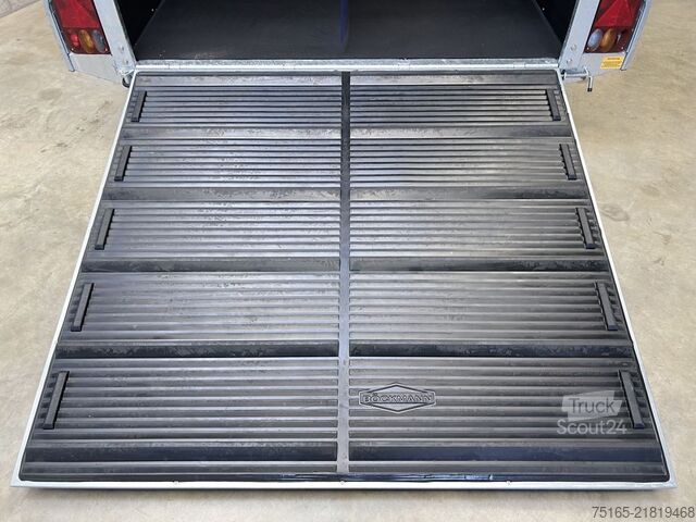 Paardentransportaanhanger Böckmann Portax E Plus 3,0 t. Sonderhöh Pferdeanhänger