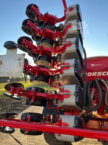 Semoir Horsch Maestro 12.45 CC