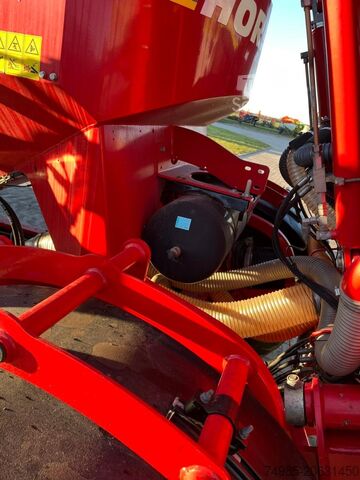 Semoir Horsch Maestro 12.45 CC