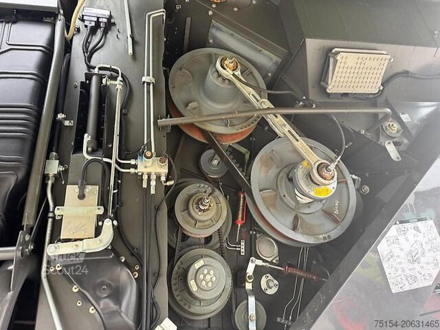 Mähdrescher CLAAS Lexion 8700 TT