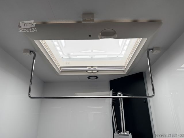 Halvintegrert bobil CHAUSSON 640 Ultimate Line ~ 4.4t - AHK - 180PS ~ `26
