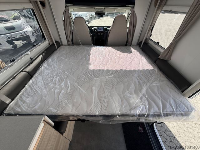 Halvintegrert bobil CHAUSSON 640 Ultimate Line ~ 4.4t - AHK - 180PS ~ `26