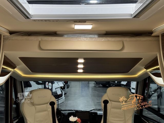 Integrerad husbil EURAMOBIL Integra 890EB NAVI RFK ALDE Lithium Luminary+