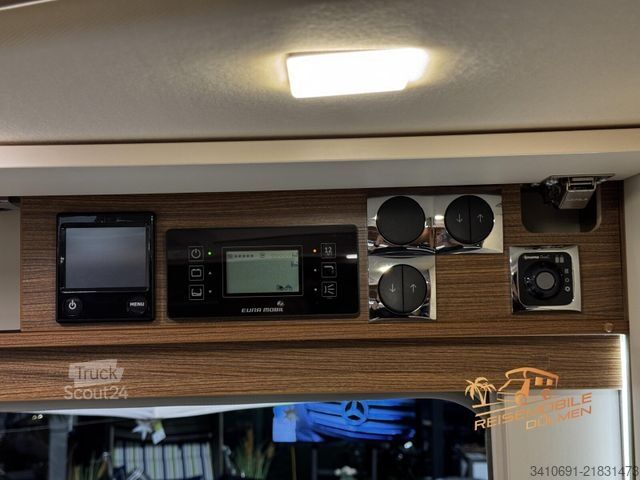 Integrerad husbil EURAMOBIL Integra 890EB NAVI RFK ALDE Lithium Luminary+