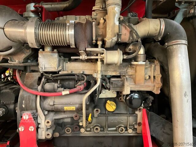 Ledad teleskopisk arbetsplattform SkyJack SJ 63 AJ