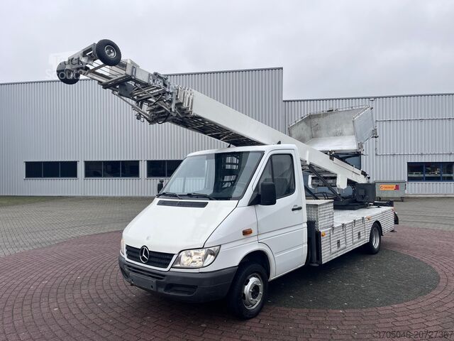 Hefplatform Mercedes-Benz Sprinter KLAAS 26m Verhuislift Möbelaufzug, Gru...