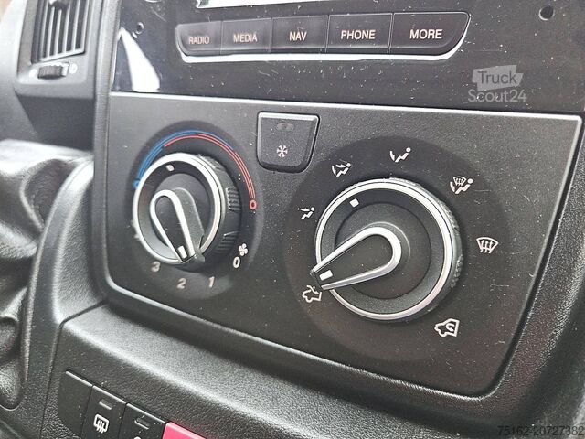 Bestelauto PEUGEOT BOXER 2.0 L2H2 Navi Airco NAP!