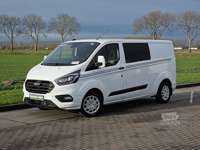Bestelauto FORD TRANSIT CUSTOM 2.0 L2H1 Dub.- Cab. Navi