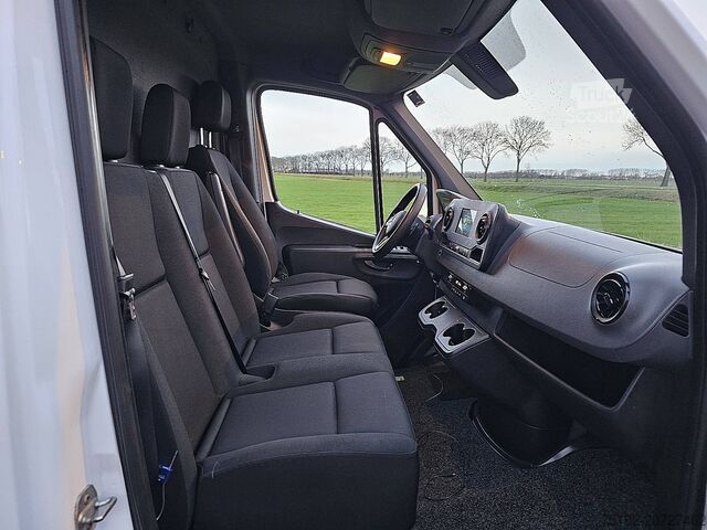 Kombi med högt tak MERCEDES-BENZ SPRINTER 316 L3H2 Maxi Automaat!
