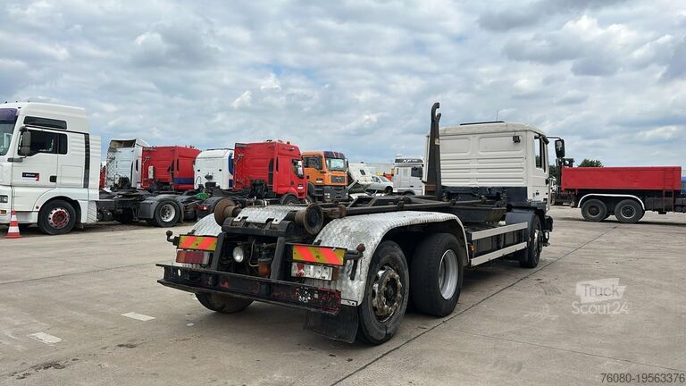 Système de bras à crochet MAN 26.312 (6 CYLINDER / 6X2 / BELGIAN TRUCK IN GOO...