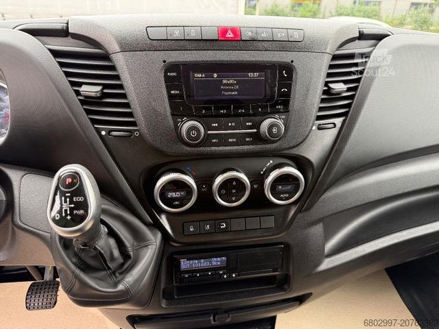 Furgons ar kasti IVECO Daily 72-180 Koffer+LBW/Klima/3-Sitze/EURO6E