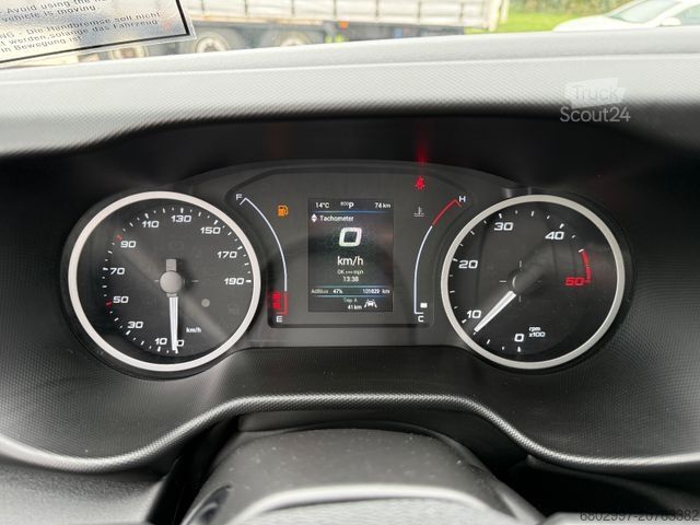 Furgons ar kasti IVECO Daily 72-180 Koffer+LBW/Klima/3-Sitze/EURO6E