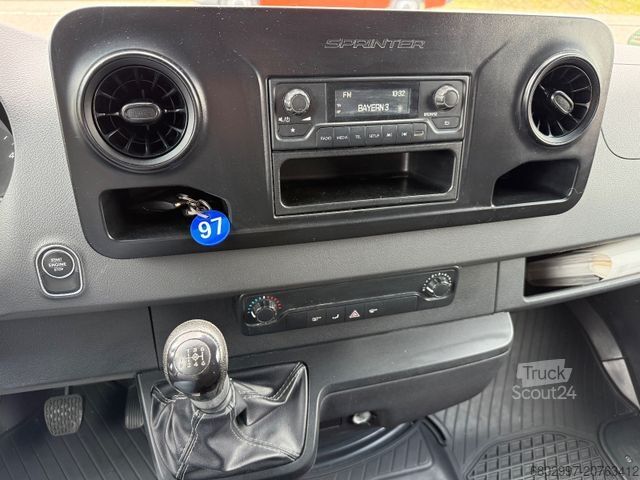 Kastenwagen MERCEDES-BENZ Sprinter 316 CDI Kasten/3-Sitze/AHK 2,8/L2H1