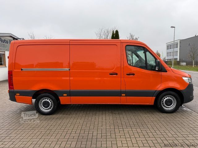 Kastenwagen MERCEDES-BENZ Sprinter 316 CDI Kasten/3-Sitze/AHK 2,8/L2H1