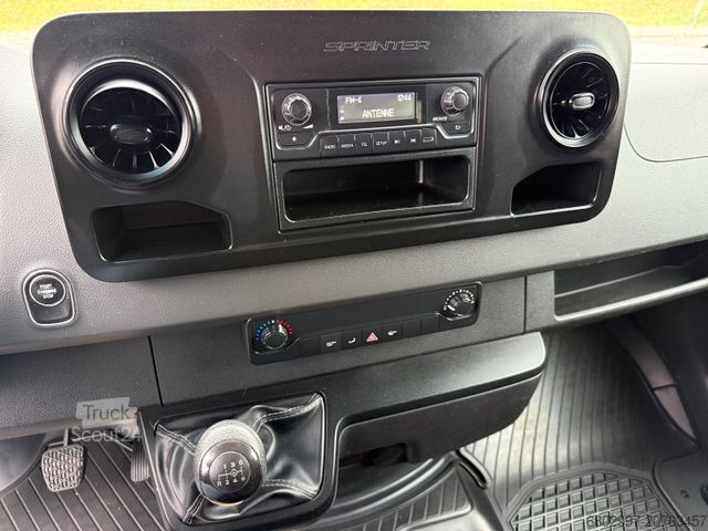 Kastenwagen MERCEDES-BENZ Sprinter 316 CDI Kasten/3-Sitze/AHK 2,8/L2H1