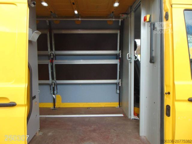 فان بسقف مرتفع VOLKSWAGEN CRAFTER Maxi 2.0TDI DSG KLIMA*REGALSYSTEM*KAMERA