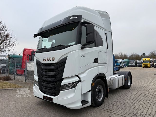 Standardni vlačilec IVECO S-Way 480/Intarder/2xTank/Navi/EURO6D