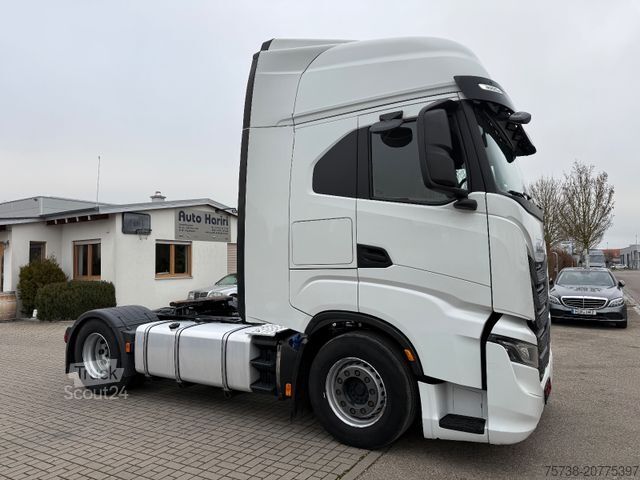 Standardni vlačilec IVECO S-Way 480/Intarder/2xTank/Navi/EURO6D