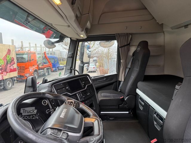 Standardni vlačilec IVECO S-Way 480/Intarder/2xTank/Navi/EURO6D