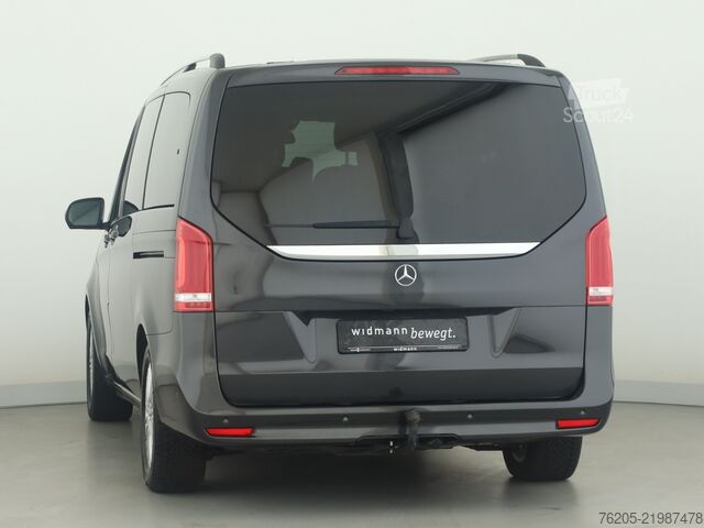 Minibusz Mercedes-Benz V 220 d EDITION Lang AHK AUT Facelift Kam. LED