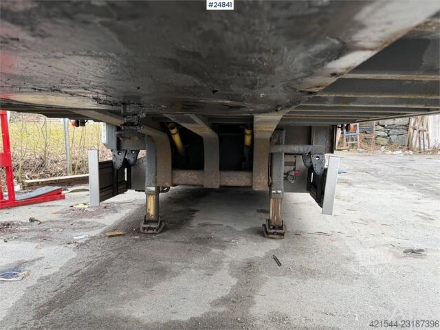  Ekeri Jumbo semi with a new refrigeration unit and full