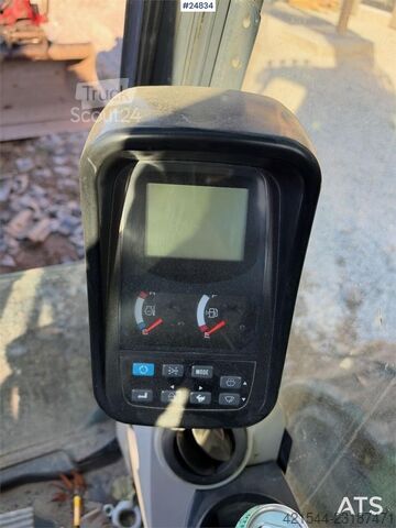  Kobelco SK75SR-3E Tracked excavator – tiltrotator and 2 bu