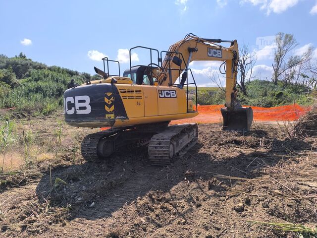Excavator pe șenile JCB JS220 LC