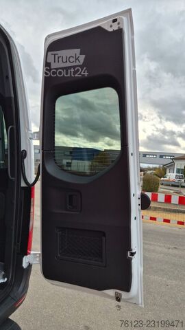 Minibussi MERCEDES-BENZ Sprinter Elektro 9 Sitzer Bürgerbus