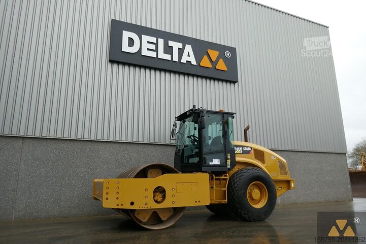 Rullo a tamburo singolo Caterpillar CS68B