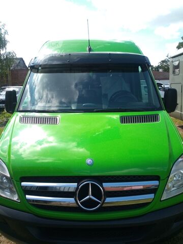 Furgon z wysokim dachem Mercedes-Benz Sprinter 316