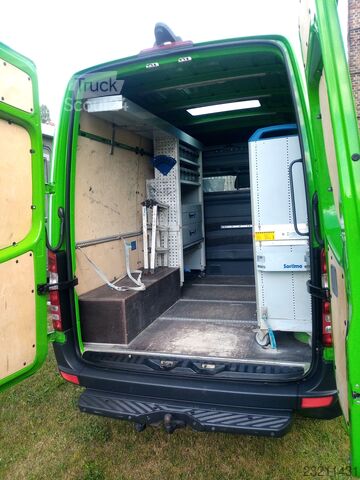 Furgon z wysokim dachem Mercedes-Benz Sprinter 316