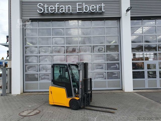 Stivuitor frontal JUNGHEINRICH EFG 215 / Triplex: 4.25m! / SS /  4.297h!
