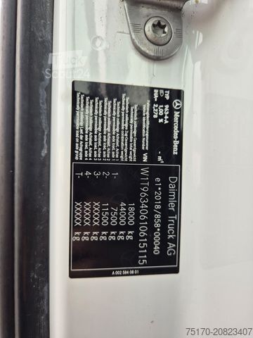 Nagy térfogatú nyergesvontató MERCEDES-BENZ Actros 1845 LSnRL Standklima Vollspoiler