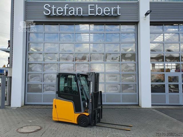 Stivuitor frontal JUNGHEINRICH EFG 215 / Triplex: 4.25m! / SS / 2.472h! / 2020