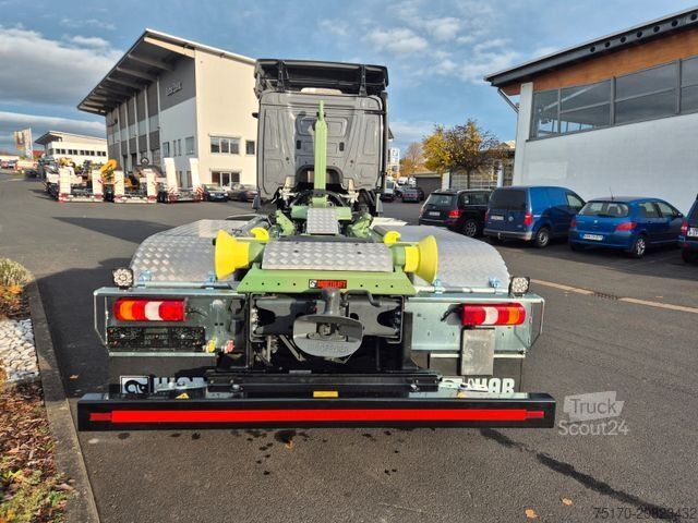 Camion scarrabile MERCEDES-BENZ Arocs 2551 L 6x2/4-4 HAD HIAB ULT21S56 AHK