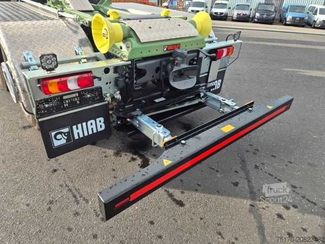 Camion scarrabile MERCEDES-BENZ Arocs 2551 L 6x2/4-4 HAD HIAB ULT21S56 AHK