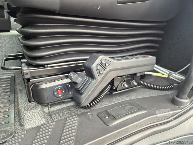 Camion scarrabile MERCEDES-BENZ Arocs 2551 L 6x2/4-4 HAD HIAB ULT21S56 AHK