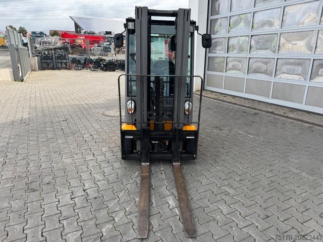 Stivuitor frontal JUNGHEINRICH EFG 215 / Triplex: 4.25m! / SS / nur 716h!
