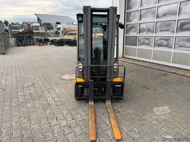 Stivuitor frontal JUNGHEINRICH EFG 215 / Triplex: 4.25m! / SS / 4.168h / 2024