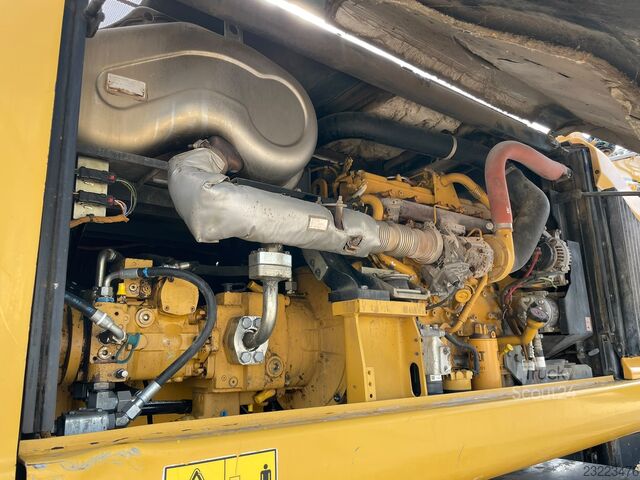 Caterpillar MH3024 Caterpillar MH3024