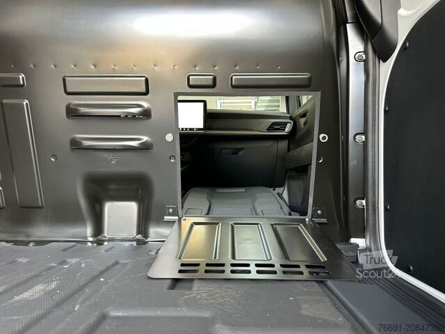 Compact van Ford E-Courier - Full Electric - Autonomia 300 Km